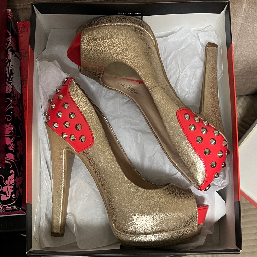 G by Guess Gold and Coral Red Studded Platform Heels, size 6